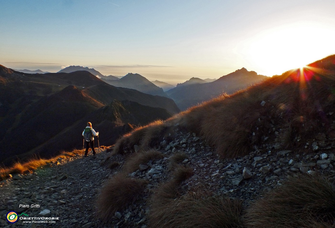 94 Tramonto scendendo dal Passo del Toro.JPG